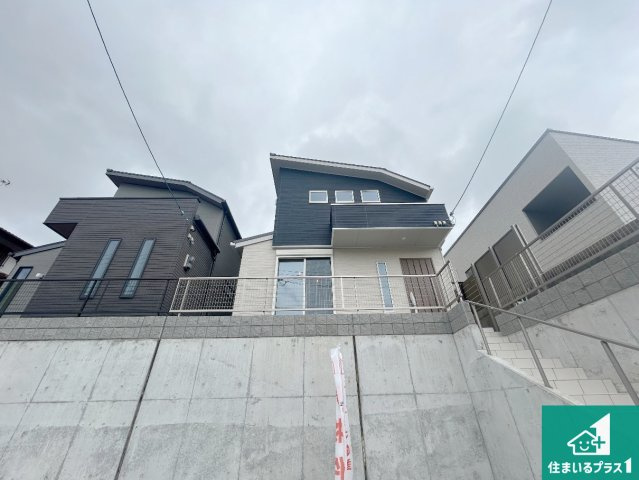 神戸市北区緑町　新築一戸建て