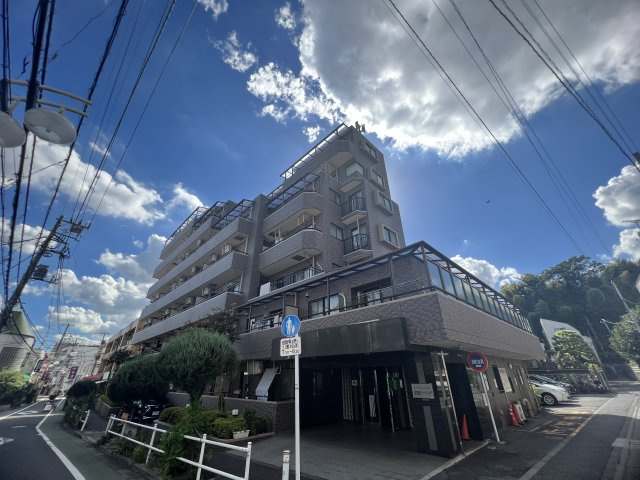 レーベンハイム常盤台プラザの外観