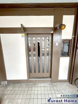 【エントランス】 | 常盤町ファミリーハイツ1階店舗