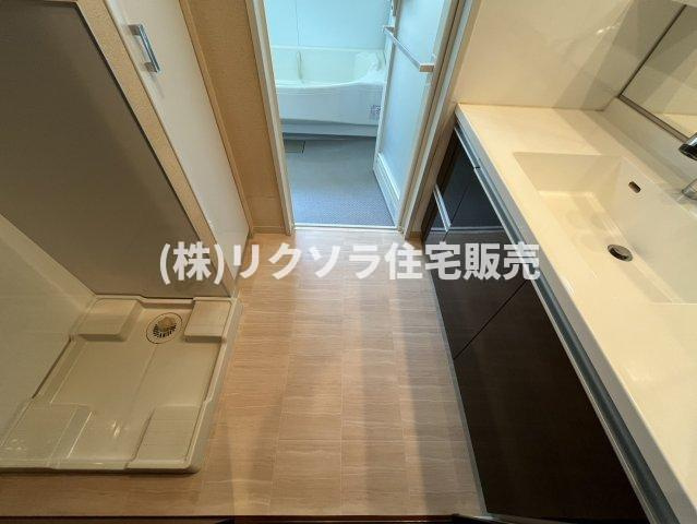 グランスイート香里園の脱衣所|■物件内覧・資金計画相談・住宅ローン相談、リフォーム相談、お問合せ受付中■
※当日・翌日のご内覧、ご相談はお電話でのお問合せがスムーズです！