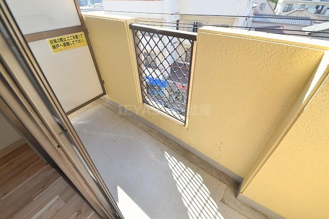 ボナハイツ川野のバルコニー