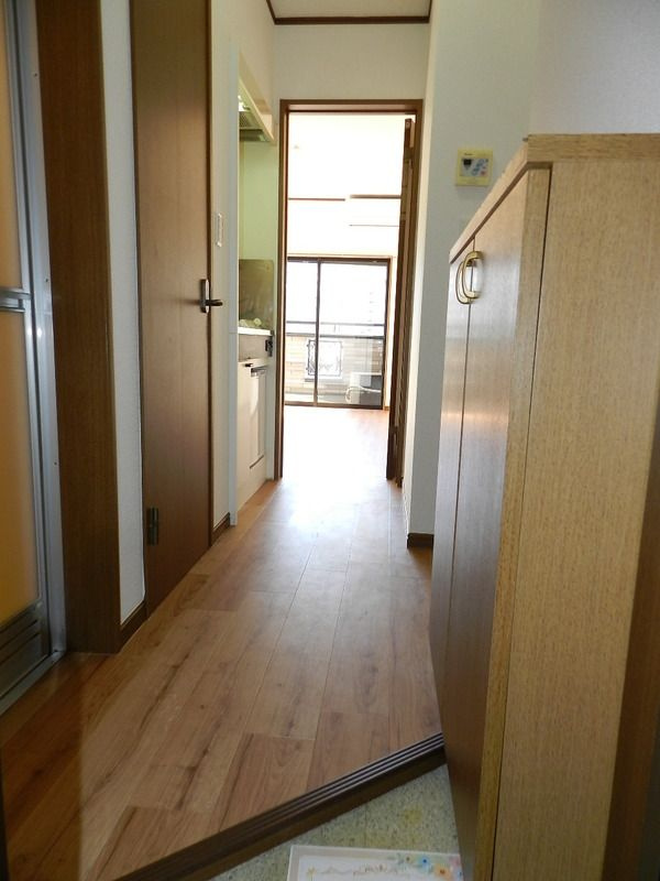 メゾン・シンシアの玄関