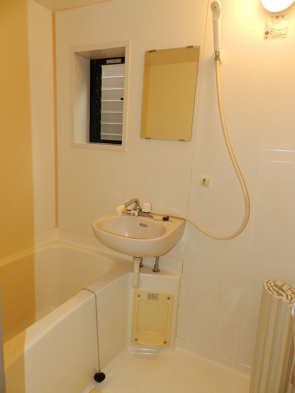 メゾン・シンシアの浴室