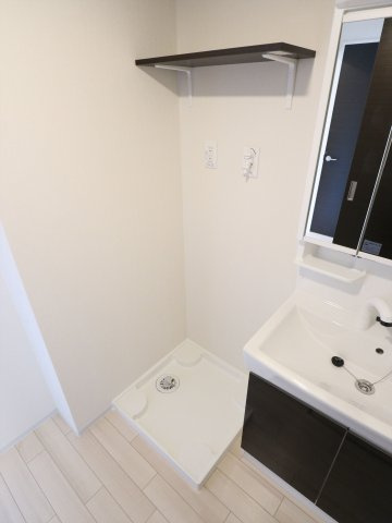 Hale ELUEKOのその他