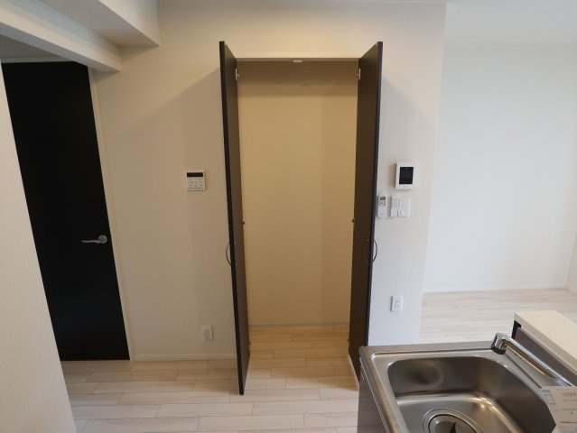 Hale ELUEKOのその他