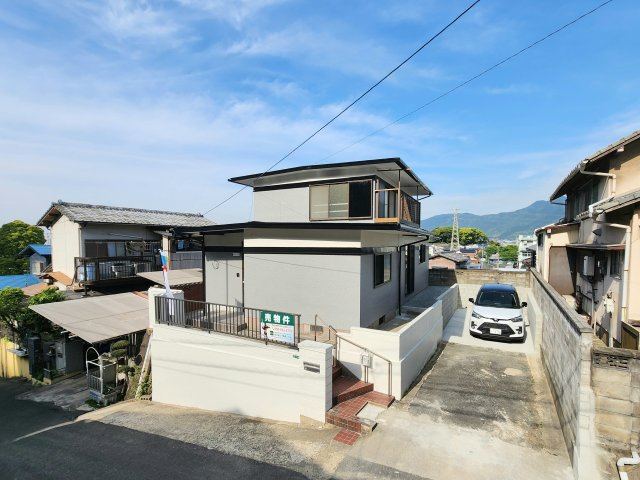 RESET HOUSE－リセットハウス－小倉北区南丘3丁目の外観|駐車2台可能♪小さな庭付き一戸建て♪【小倉北区　リノベーション戸建】