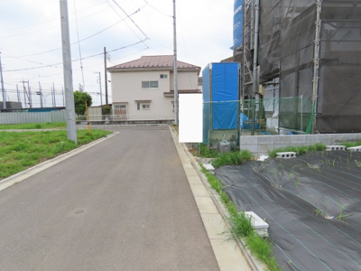 【前面道路含む現地写真】 | 川越市下広谷売地