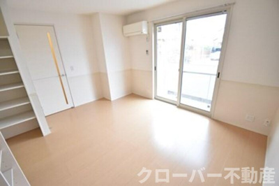 【居間・リビング】 | パルティール ハバラ | ＬＤＫ１２．８帖