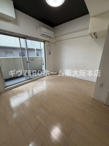 SERENiTE日本橋SUDの居間・リビング