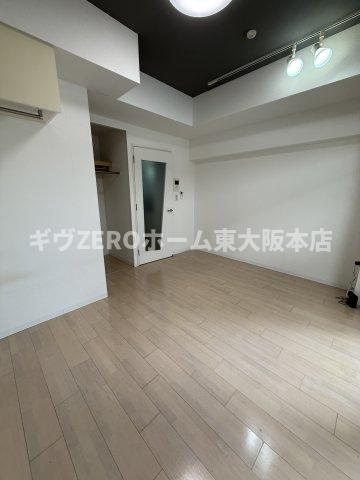 SERENiTE日本橋SUDの居間・リビング