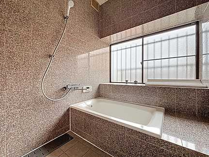 安佐南区祇園５丁目の浴室