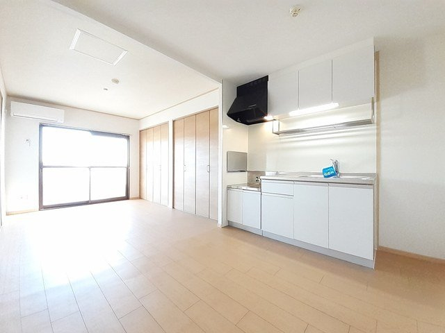 ニューマリッチ石川壱号館の居間・リビング