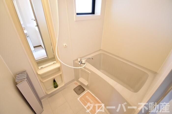 メゾンド・ソレイユの浴室|浴室