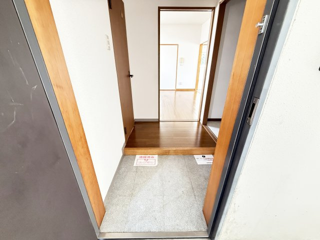 メゾンスピナッチの玄関