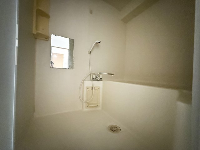 メゾンスピナッチの浴室