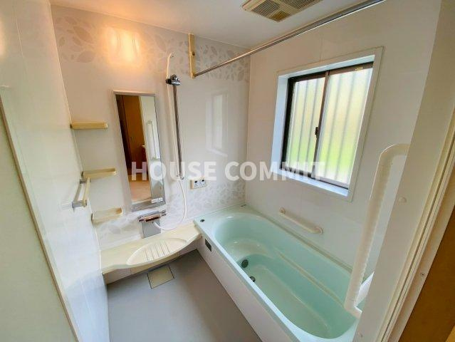 並木町　中古戸建の浴室