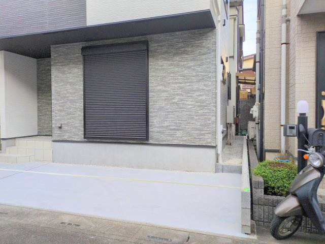 富士見市水谷東３丁目の新築一戸建の駐車場