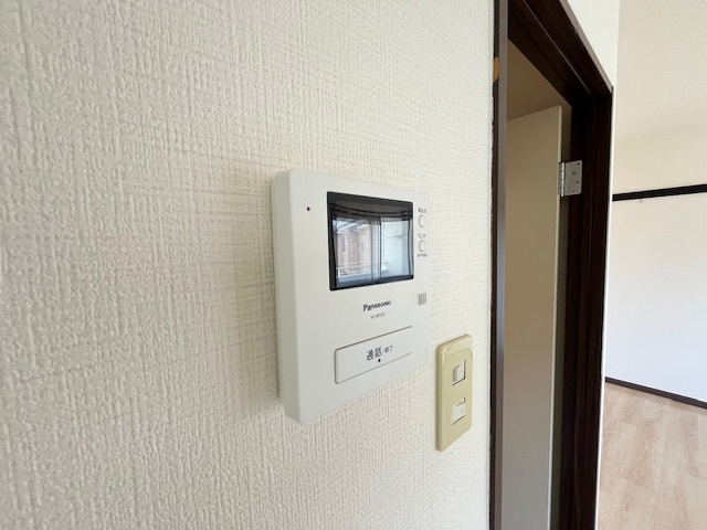 タウニィハイツ金剛のセキュリティ|同物件別部屋写真