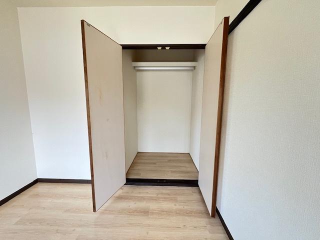 タウニィハイツ金剛の収納|同物件別部屋写真