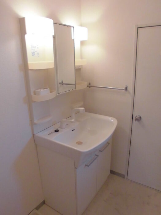 セジュール野島の独立洗面台|洗髪洗面化粧台