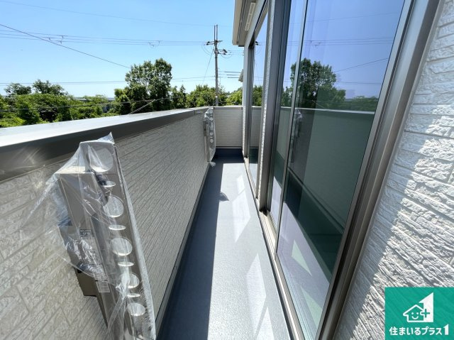 神戸市北区泉台　第4期　新築一戸建てのバルコニー|ワイドバルコニーは洗濯物を干すスペースが広いのでご家族が多くても安心！