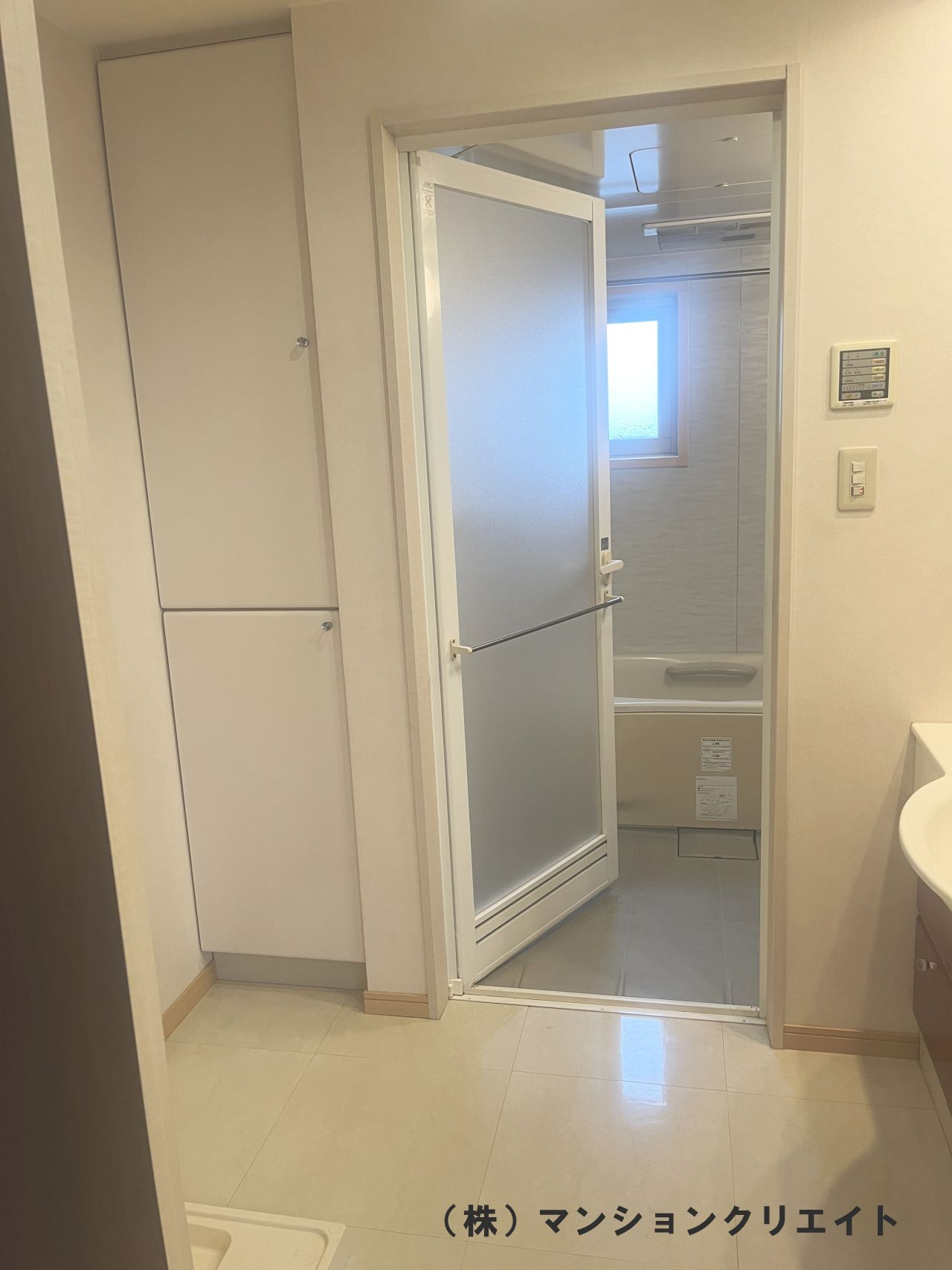 ブランシェ城東の脱衣所|洗面脱衣所も十分なスペースがあります。