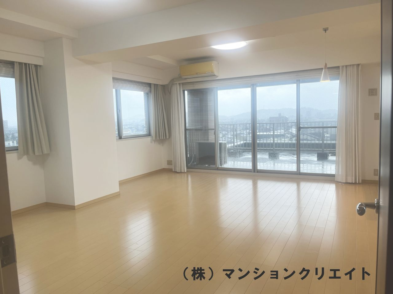 ブランシェ城東の居間・リビング|広々としたLDKは23.0帖あります