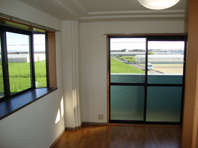 フローリィＳ　　刈谷市近郊の賃貸はクラスホームの居間・リビング|洋室