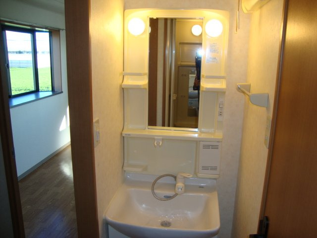 フローリィＳ　　刈谷市近郊の賃貸はクラスホームの洗面所|洗髪洗面化粧台