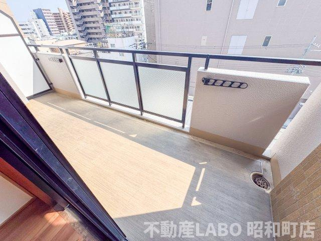 メゾンミヤビのバルコニー