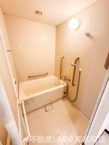 メゾンミヤビの浴室