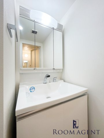CORNES　HOUSE　NAGOYAの洗面所