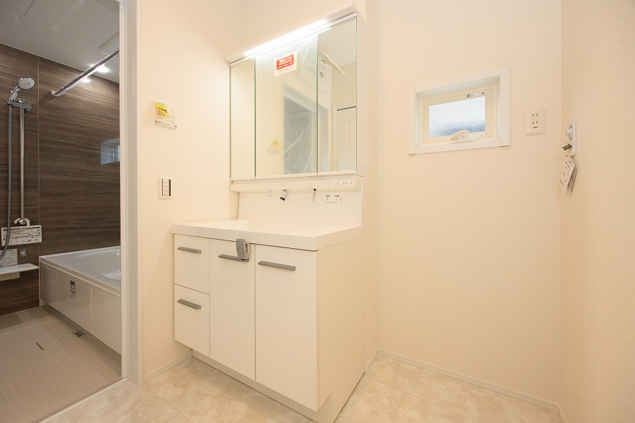 サンコート　中間市扇ヶ浦１丁目の独立洗面台