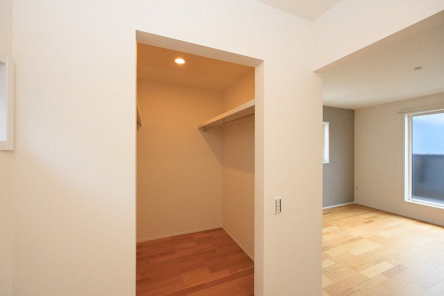 サンコート　中間市扇ヶ浦１丁目の収納