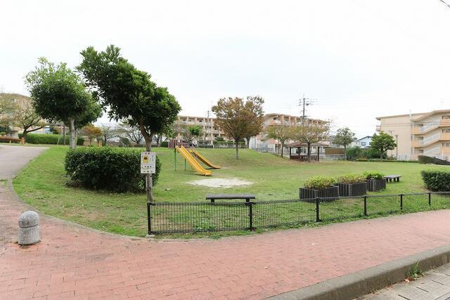 サンコート　中間市扇ヶ浦１丁目の周辺|公園まで240m 