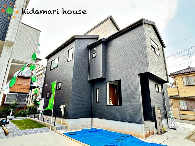 上尾市小泉7丁目　3期　新築戸建　ブルーミングガーデン01の外観