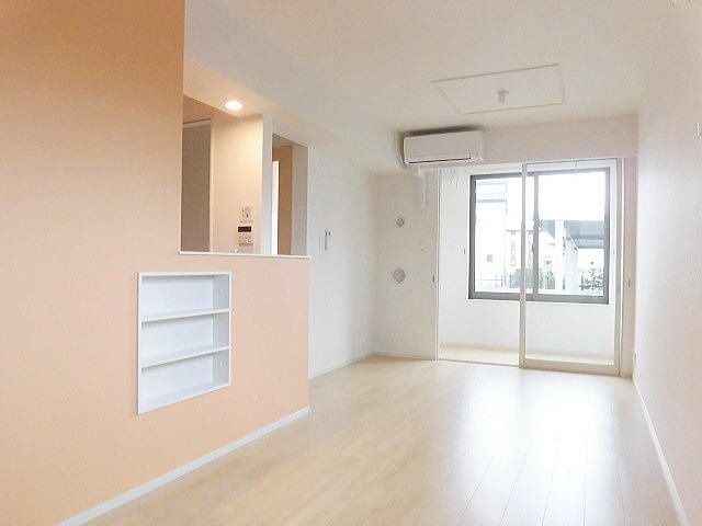 パコⅡの居間・リビング