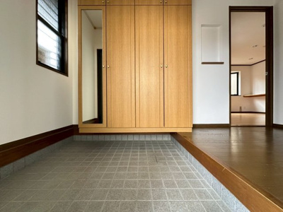 【玄関】 | 豊中市浜1丁目貸家