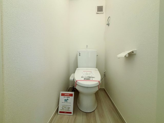 和光市白子3丁目 全2棟 3号棟のトイレ|トイレは1階2階それぞれに設置しているので忙しい朝にも便利です