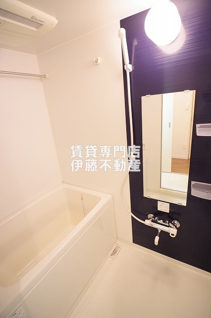 GOLDの浴室