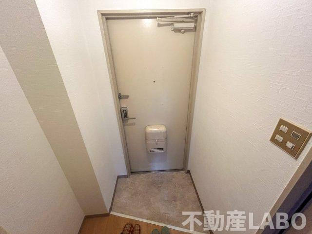 ミタカホーム８番の玄関