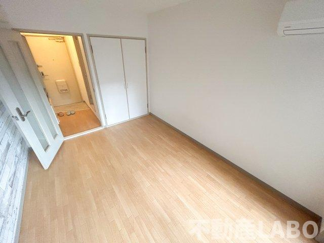 ミタカホーム８番の洋室