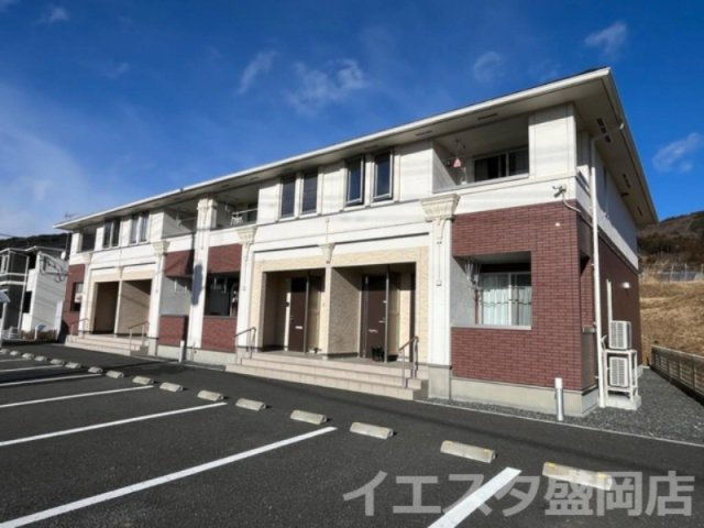 プラムフィールドの外観