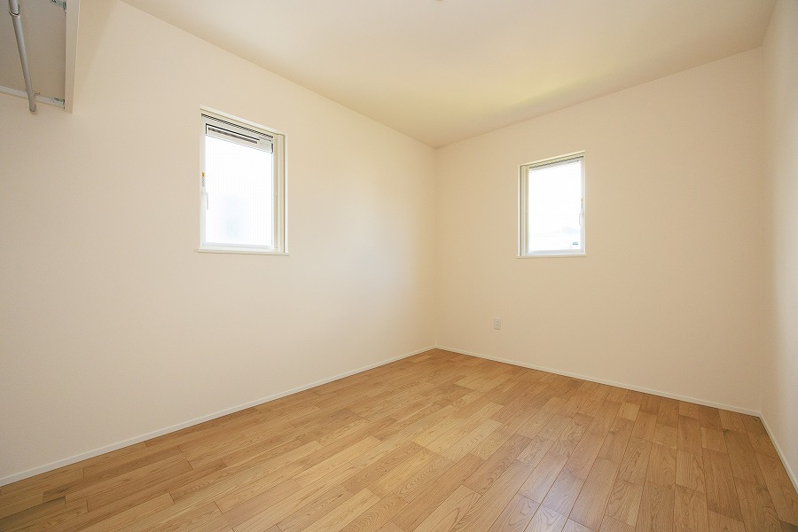 ＯＮＥＨＯＵＳＥ　行橋市行事４丁目の洋室