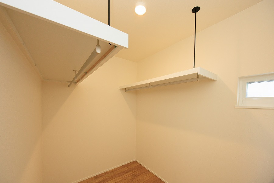 ＯＮＥＨＯＵＳＥ　行橋市行事４丁目の収納