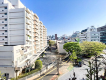 シャンボール新宿の画像