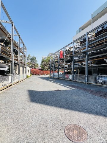 Shonan空色リノベ邸宅 inシーサイドコート湘南海岸公園の駐車場