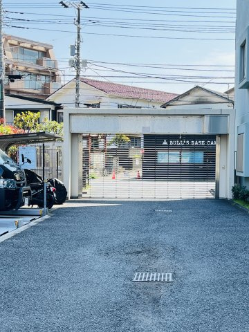 Shonan空色リノベ邸宅 inシーサイドコート湘南海岸公園のその他|安心のシャッターゲート付き駐車場