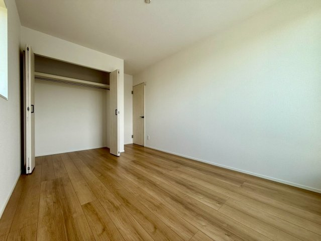 香美市土佐山田町百石町2棟 1号棟の洋室|洋室約６畳