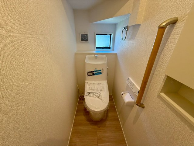 香美市土佐山田町百石町2棟 1号棟のトイレ